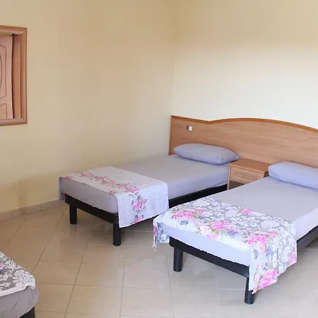 Al&de 1 Hotell