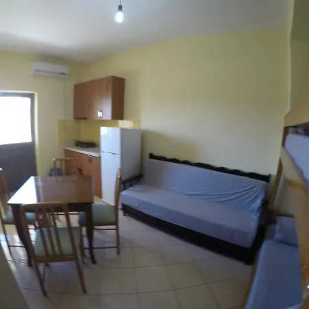 Al&de 1 Hotell Velipojë